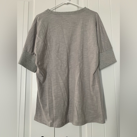 MissLook gray tshirt with banded arm - Picture 5 of 6